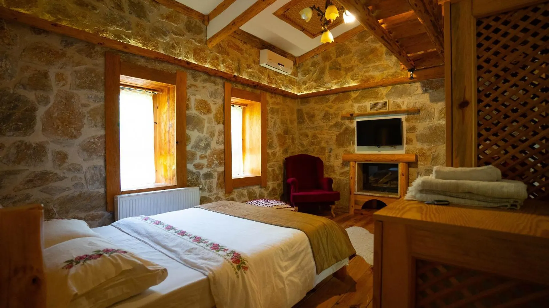 Mogla Tashan Hotel 무글라 3*,  터키