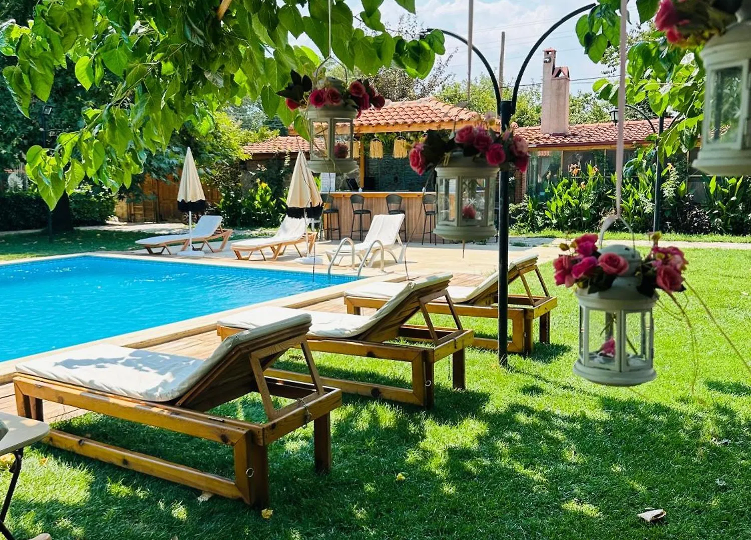 Mogla Tashan Hotel 무글라